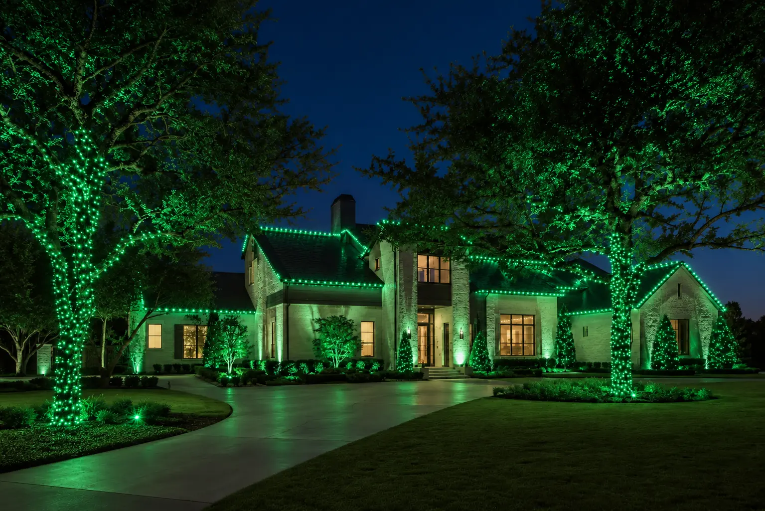Warm-white roofline and tree lighting design for a Prosper home